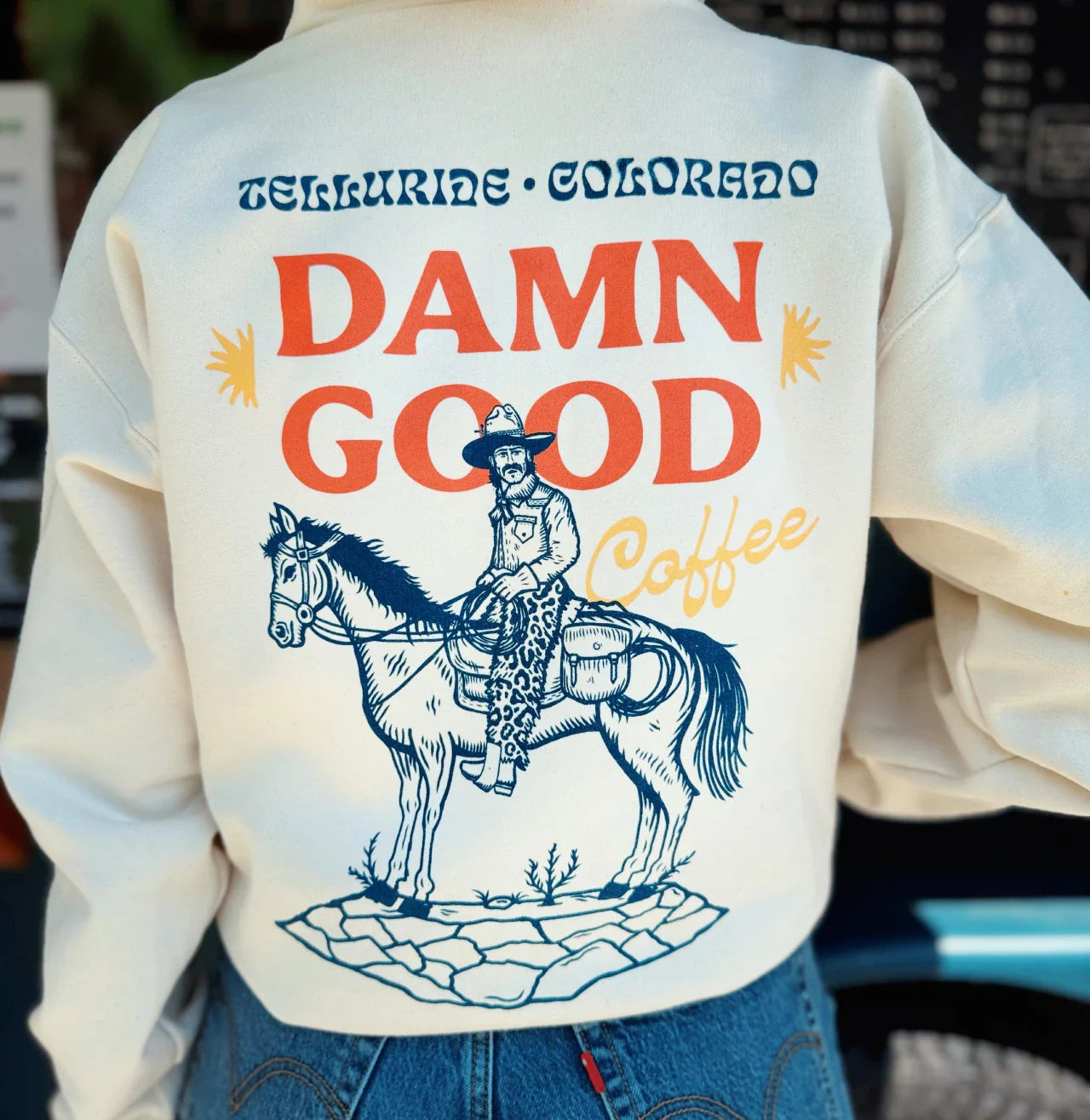 SWEATSHIRTS & HOODIES